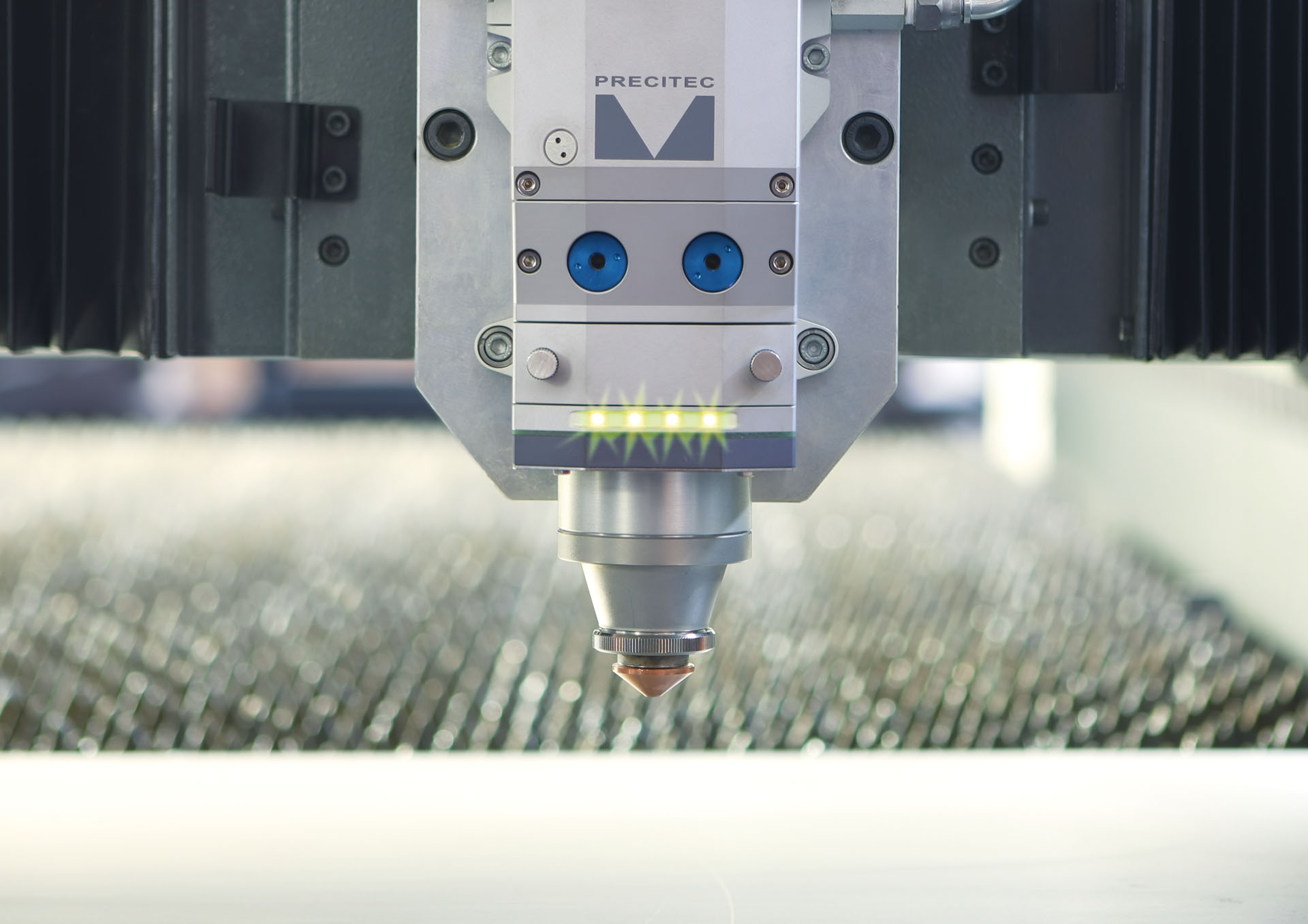 ACCURL IPG 3000W Fiber Laser Cutting Machine for Sale CNC Laser Metal Cutting Machine 3kw Fiber Laser Price
