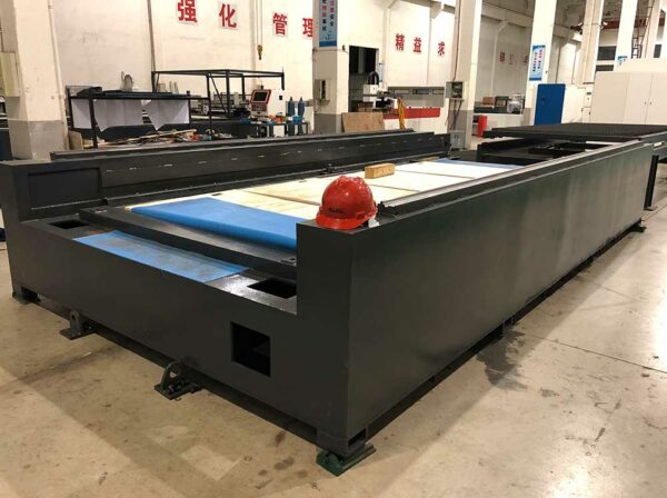First 12kw Fiber Laser Cutting Machine for Thick Plates More Than 3x Faster Than 6kW High Power Aluminum Fiber Laser Cutter