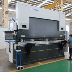 ACCURL 400 Ton 4000mm 8 Axis CNC Press Brake for Sale DELEM DA66T 3D CNC Controller and 6 Axis CNC Backgage