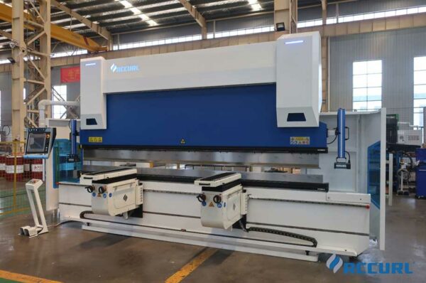 ACCURL 8-Axis CNC Press Brake 220 Ton 3100mm with Wila Hydraulic Clamping for China Press Brake Machine