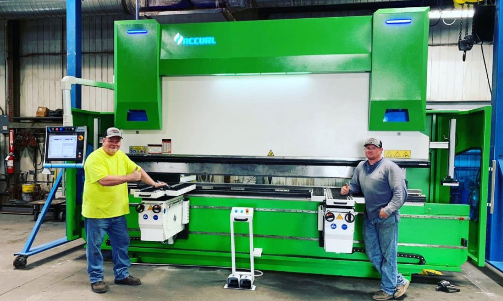 ACCURL 8-Axis CNC Press Brake 4000mm x 320 ton with Bending Front Sheet Followers Just installed in California USA
