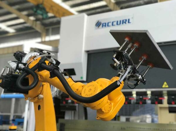 ACCURL Robotic Bending Cell System for CNC Press Brake