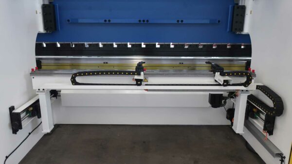 ACCURL 6-Axis Hydraulic CNC Press Brake 200 Ton 3100mm