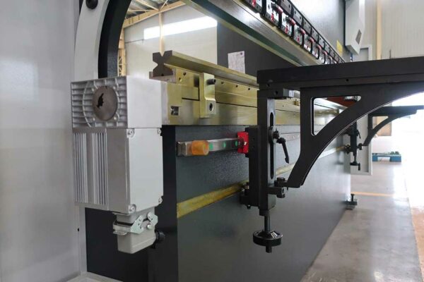 ACCURL 4 Axis CNC Hydraulic Press Brake 110 ton x 3200 mm with DELEM DA58T CNC for Sheet Metal Bending Machine