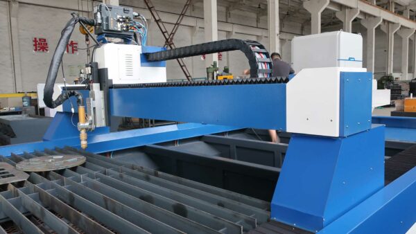 CNC Steel Plasma Cutting Machine 1500x3000mm with HPR400XD Plasma Source for Messer CNC Plasma Cutter