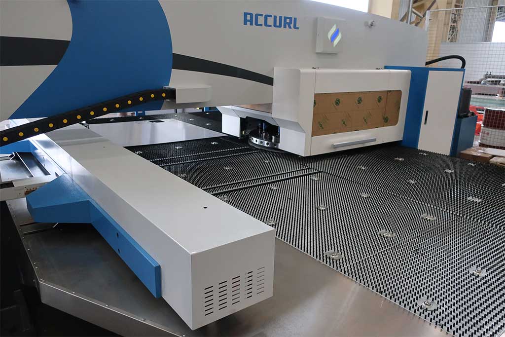 ACCURL CNC Punching Machine MAXT50 ton for Sheet Metal CNC Punch