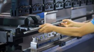 What are the Stages of Operation of a Hydraulic Press Brake?