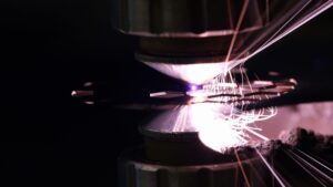 What are the advantages of using laser cutting to cut metals