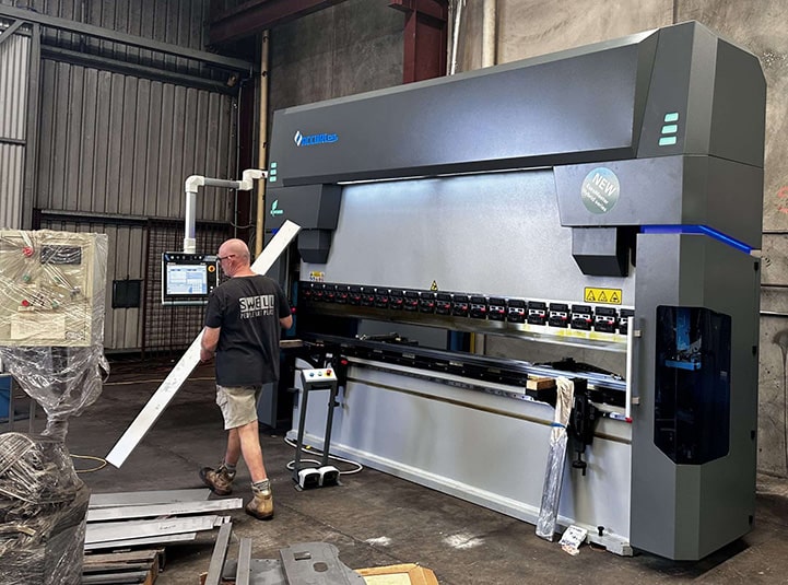 Accurl CMT Euro Master series CNC press brake